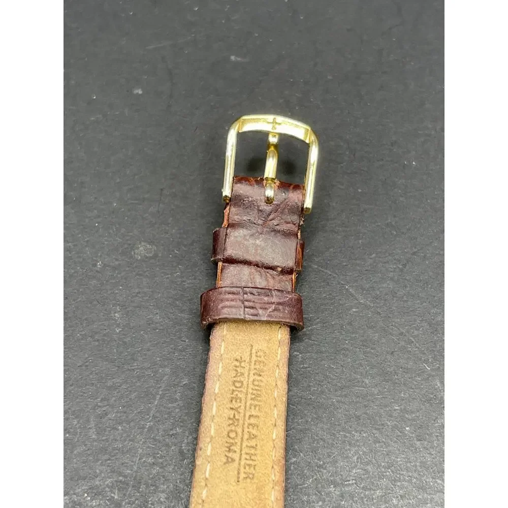 Vintage Disney Lorus Mickey Mouse Watch Gold Tone Brown Leather Band 26mm